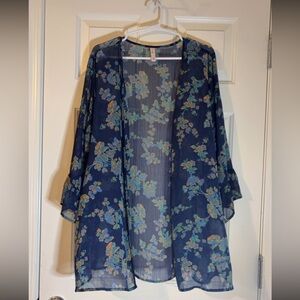 Xhilaration Blue Floral Kimono